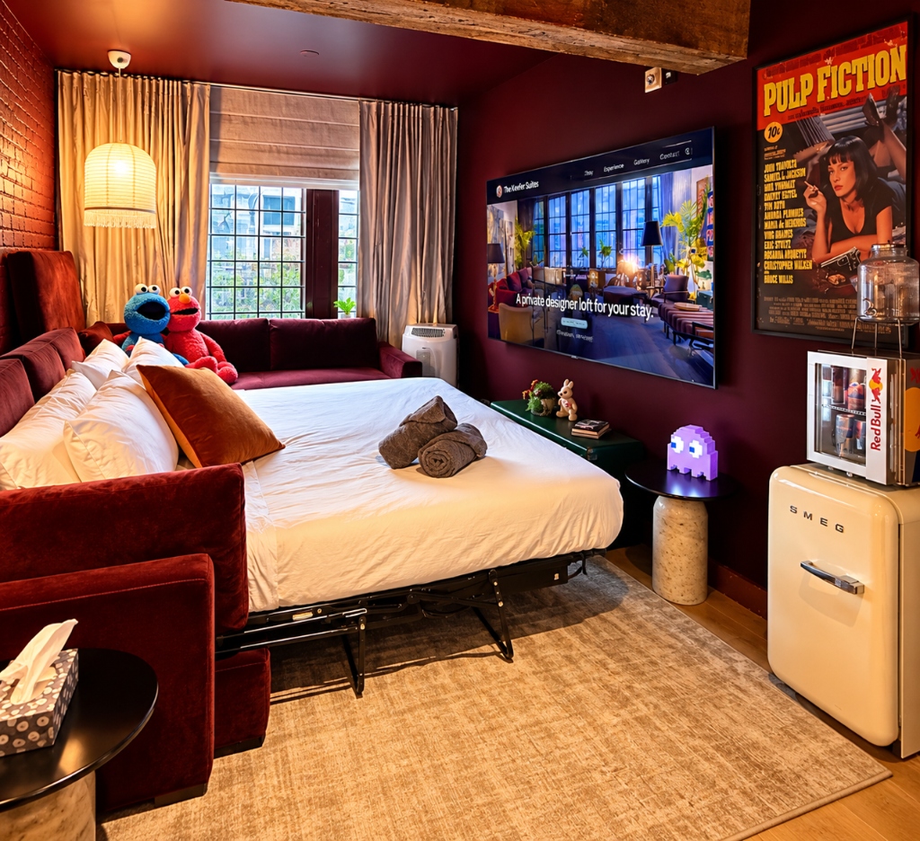 Second bedroom and media lounge with TV and Smeg bar